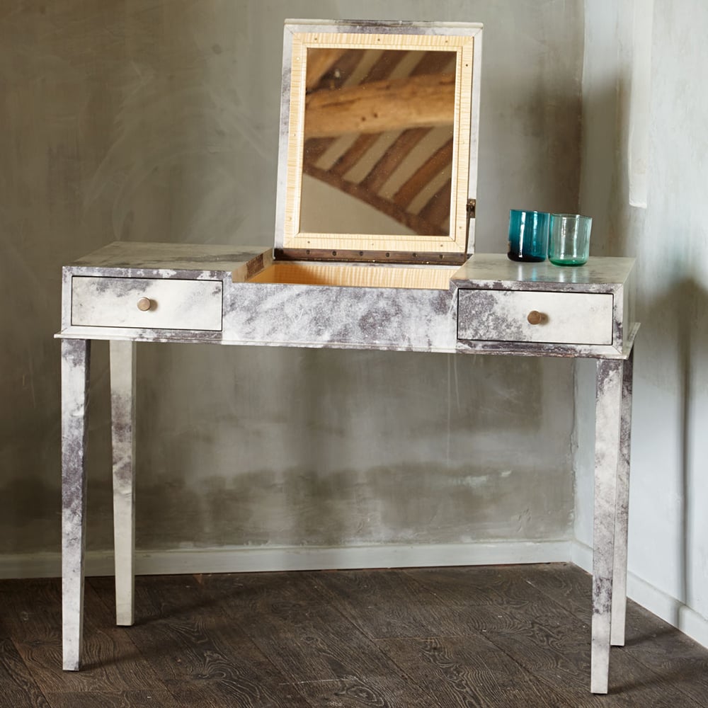 julian chichester dressing table